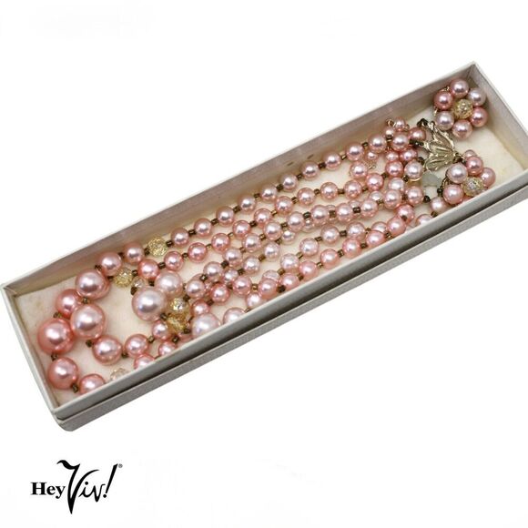 Vintage 3 Strand Pink Bead Necklace Clip On Earring Set in Original Box Japan - Picture 5 of 7